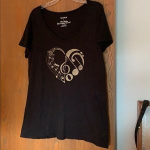 CLOSING 2/15 Torrid Love Music Vneck Top sz 1